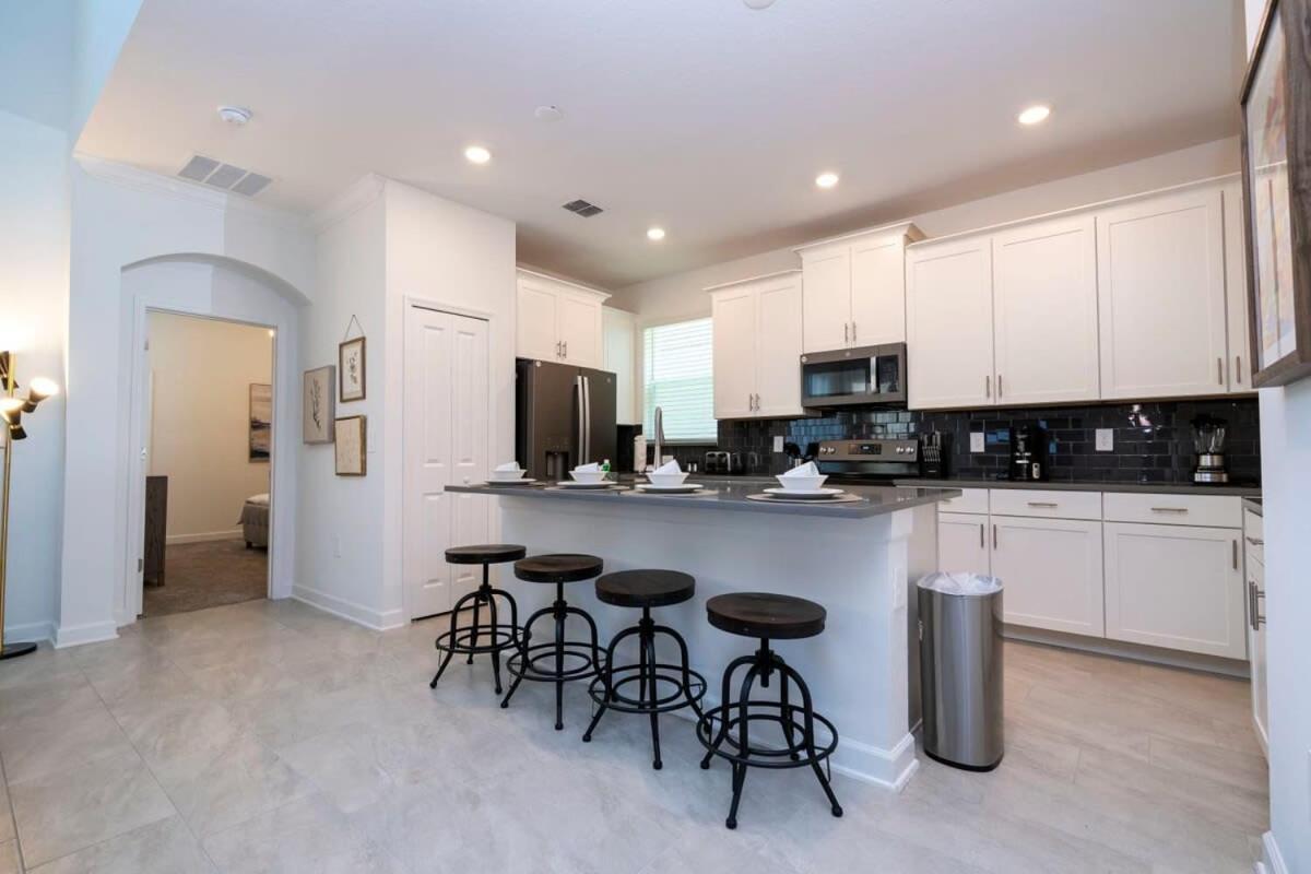 Pousada Gorgeous 5bd With Pool At Champions Gate 1125